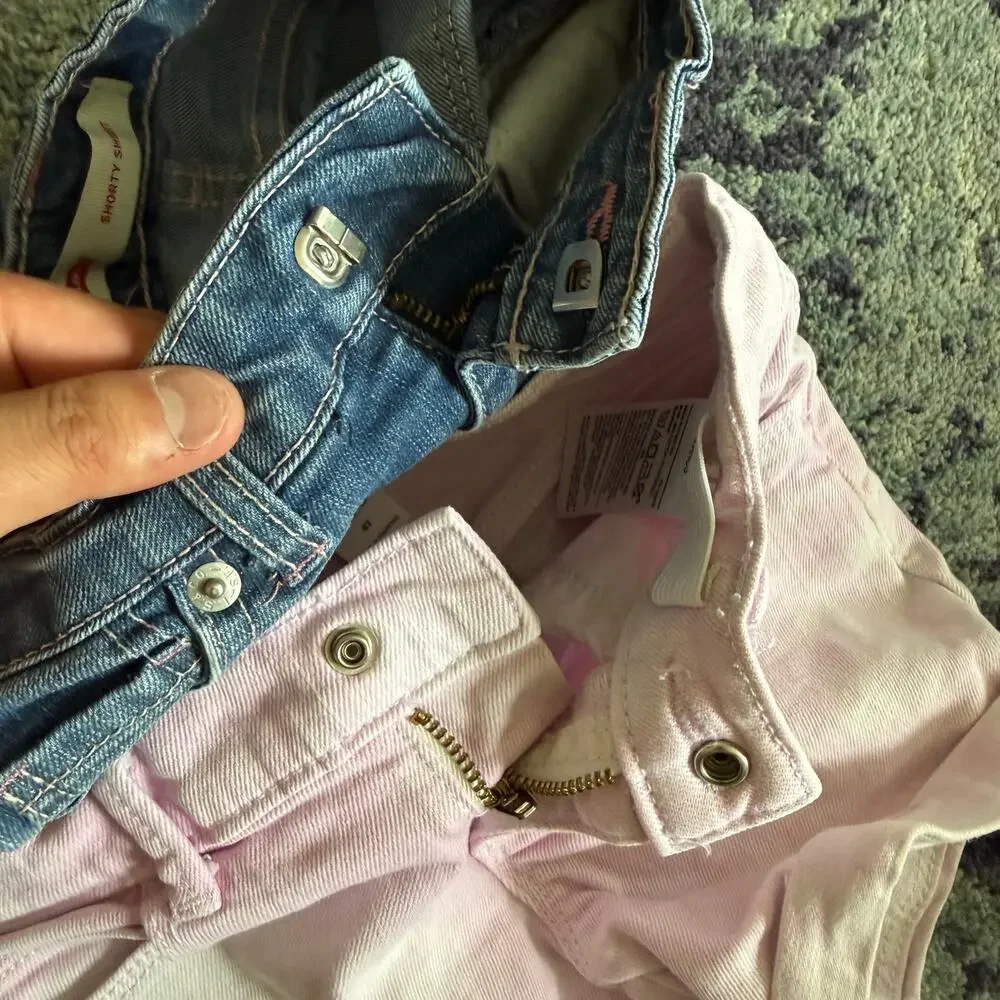 Lot of 9 Girl’s Shorts  Sz XS (4-5T) Cat and Jack, Levi’s & More | Summer Preppy - Picture 6 of 6